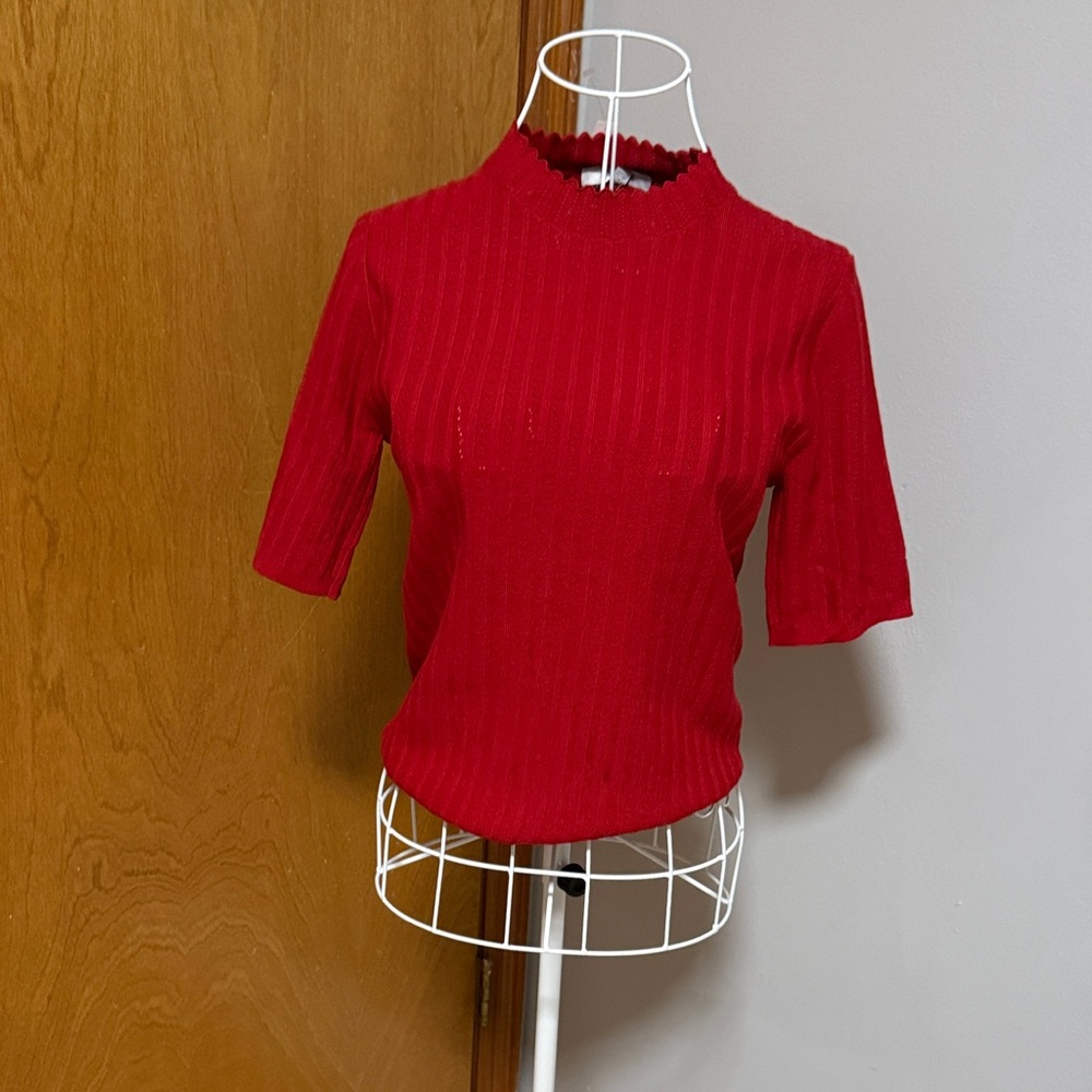 Madewell Red Ribbed Scallop Mock-Neck Short Sleeve Top